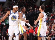 爱游戏tv-掘金碾压灰熊，库里统治全场