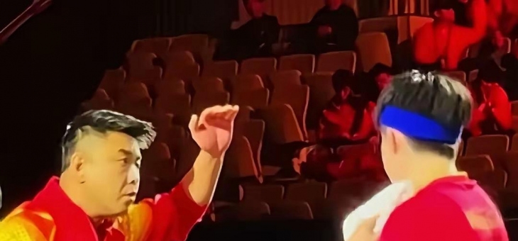 爱游戏在线-波兰队鏖战中国队，王皓关键制胜