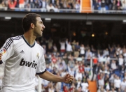 爱游戏官方入口-赛道与球场，当恩比德在F1街道赛接管，老鹰在末节带走热火