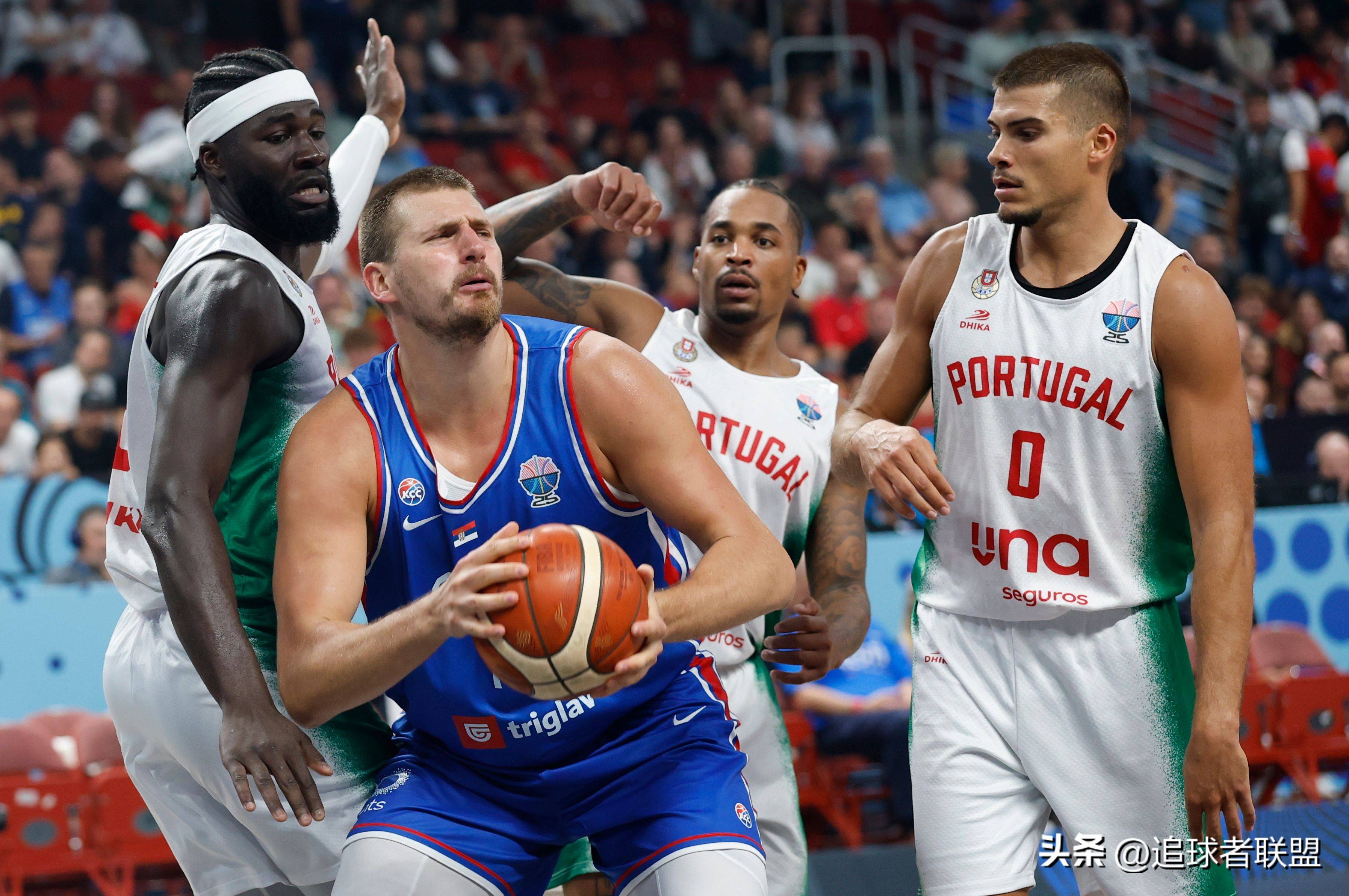 雄鹿碾压太阳，约基奇状态火热