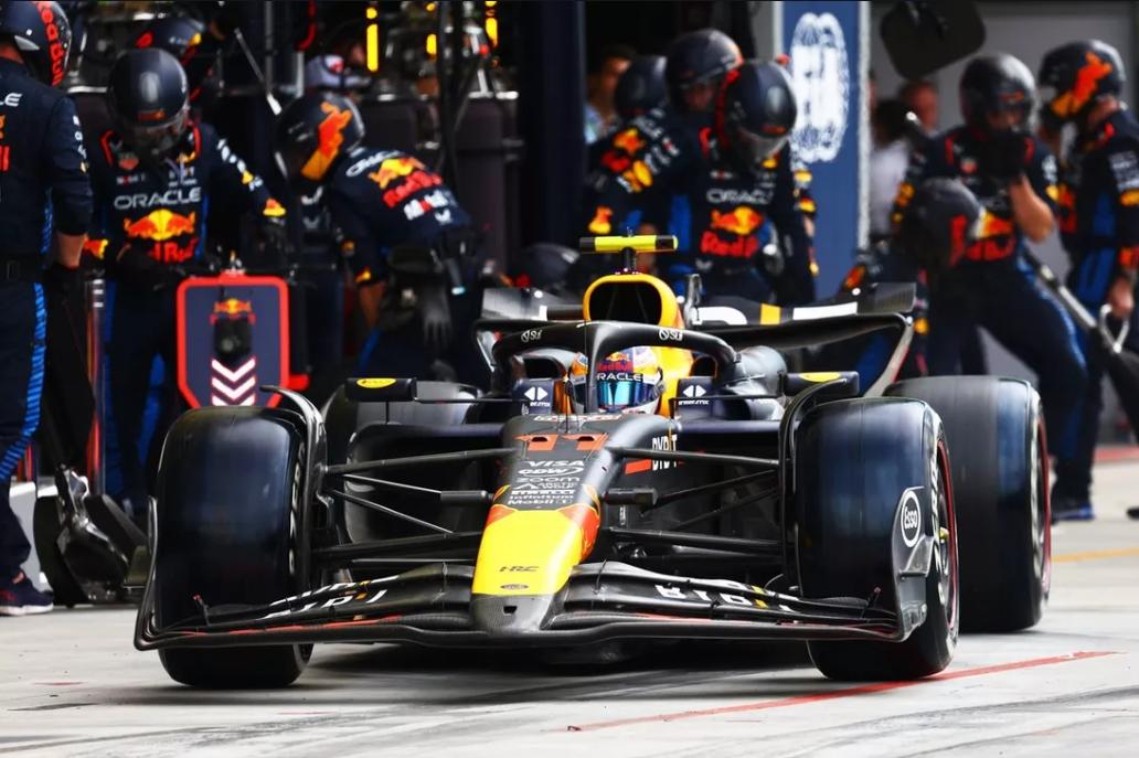 威廉姆斯逆转雷诺车队,佩雷兹关键制胜 威廉姆斯逆转雷诺车队,佩雷兹关键制胜