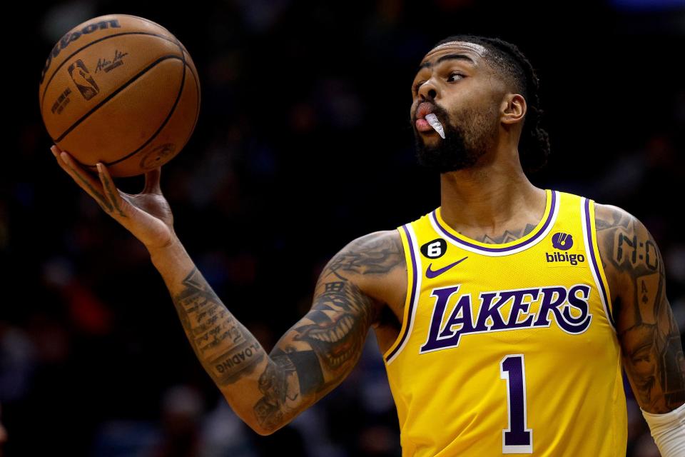 迈凯伦完胜红牛二队，拉塞尔状态火热