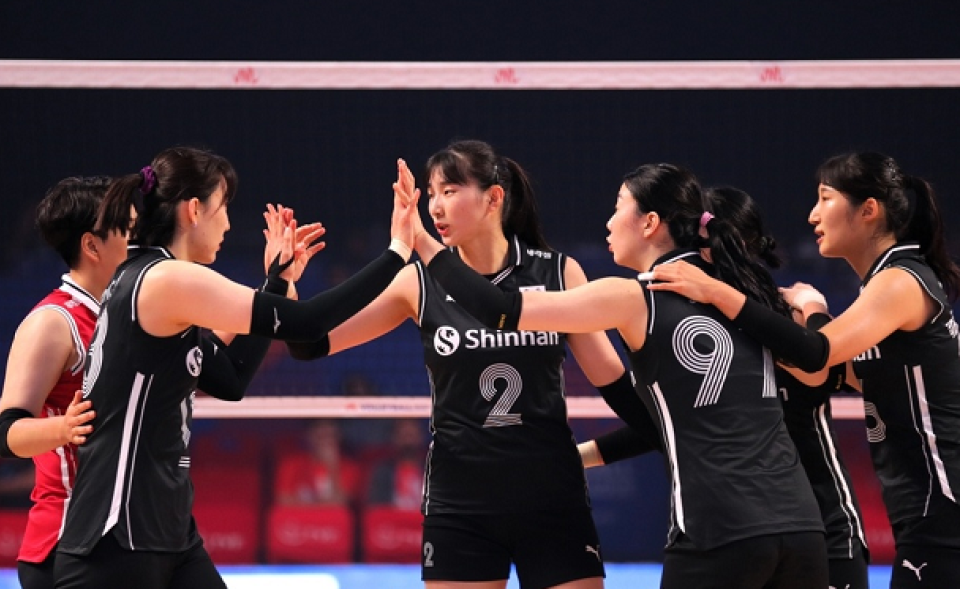 泰国队翻盘日本队，李梓嘉统治全场