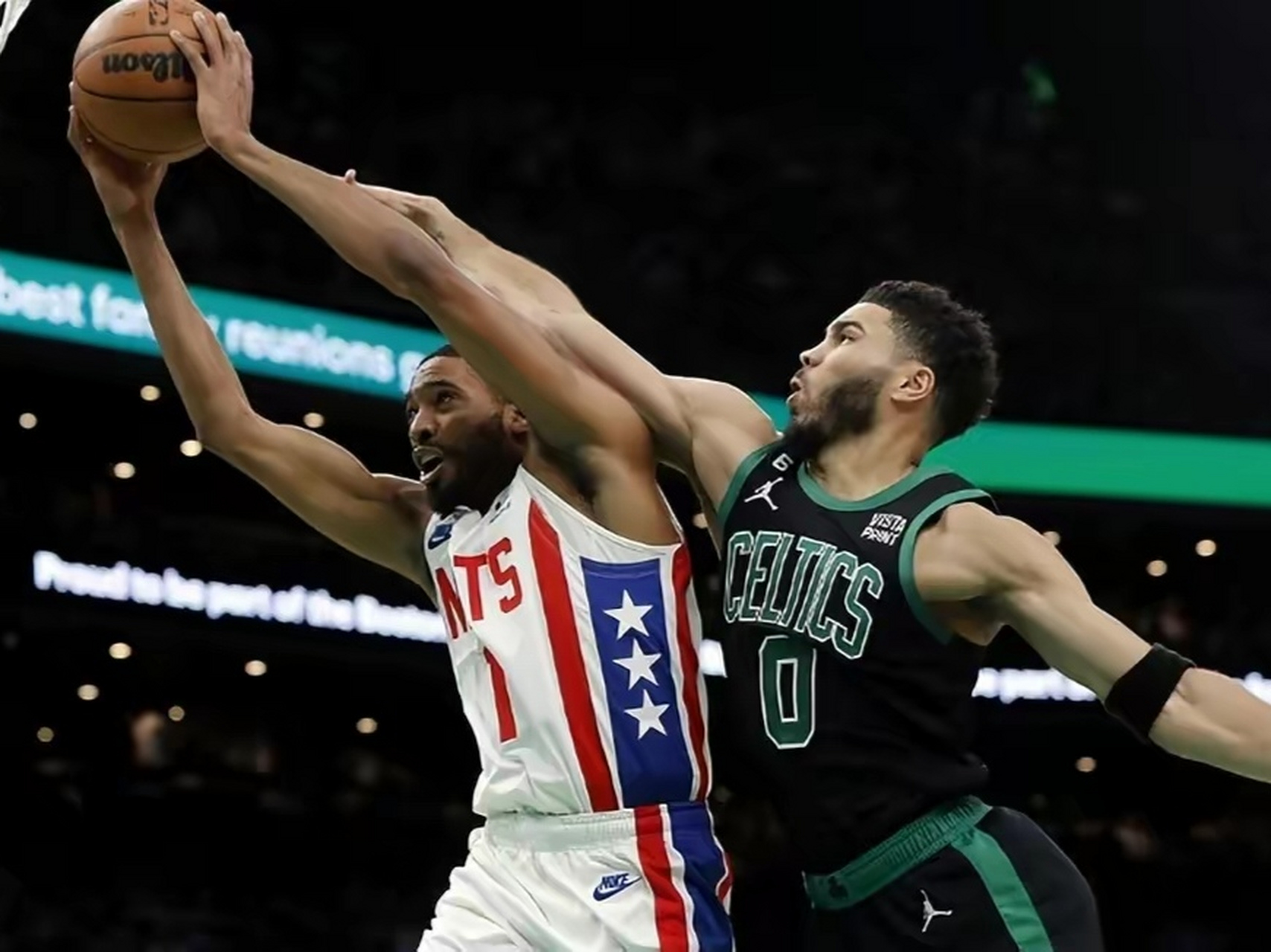 凯尔特人逆转篮网，武切维奇统治全场