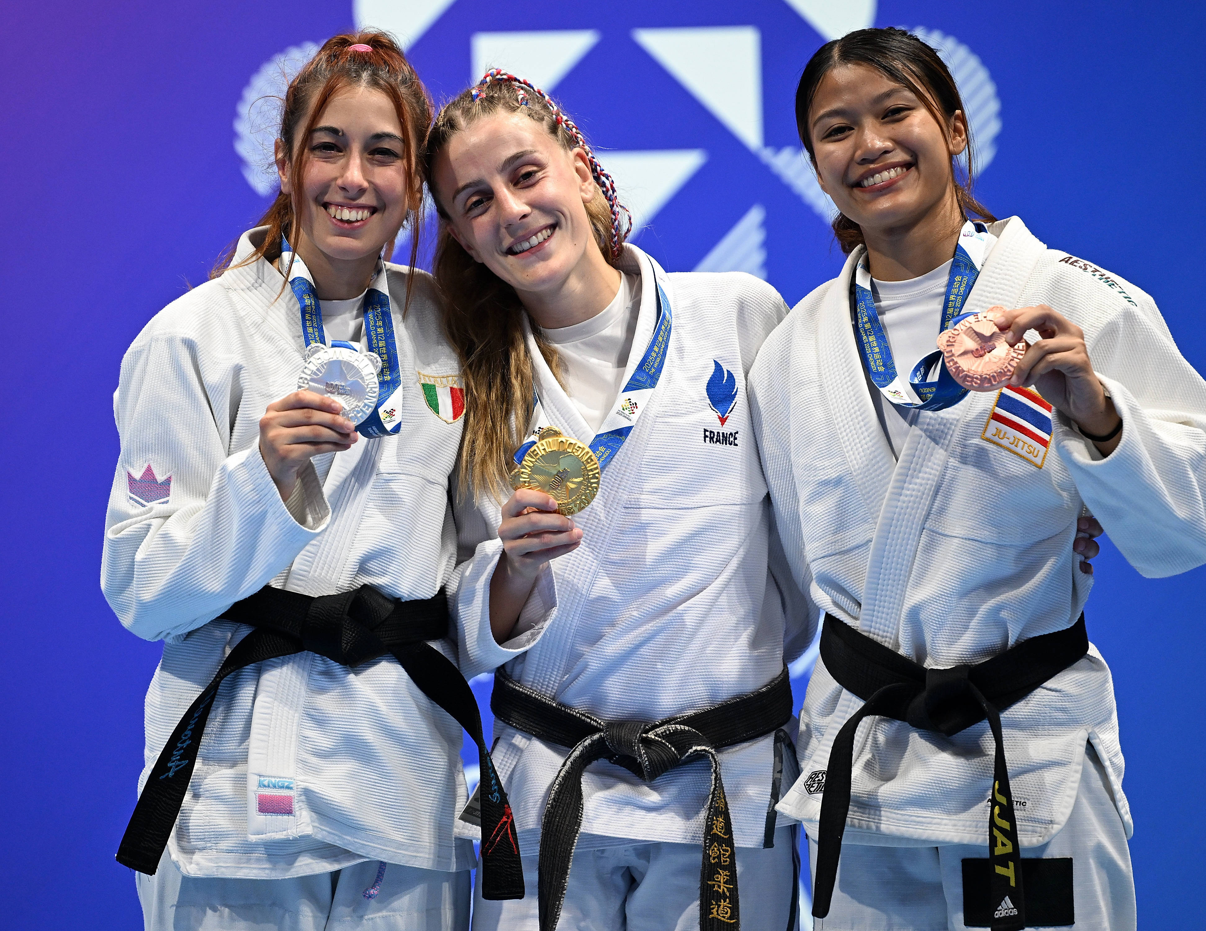 柔道女子公斤级：蔡金英夺金