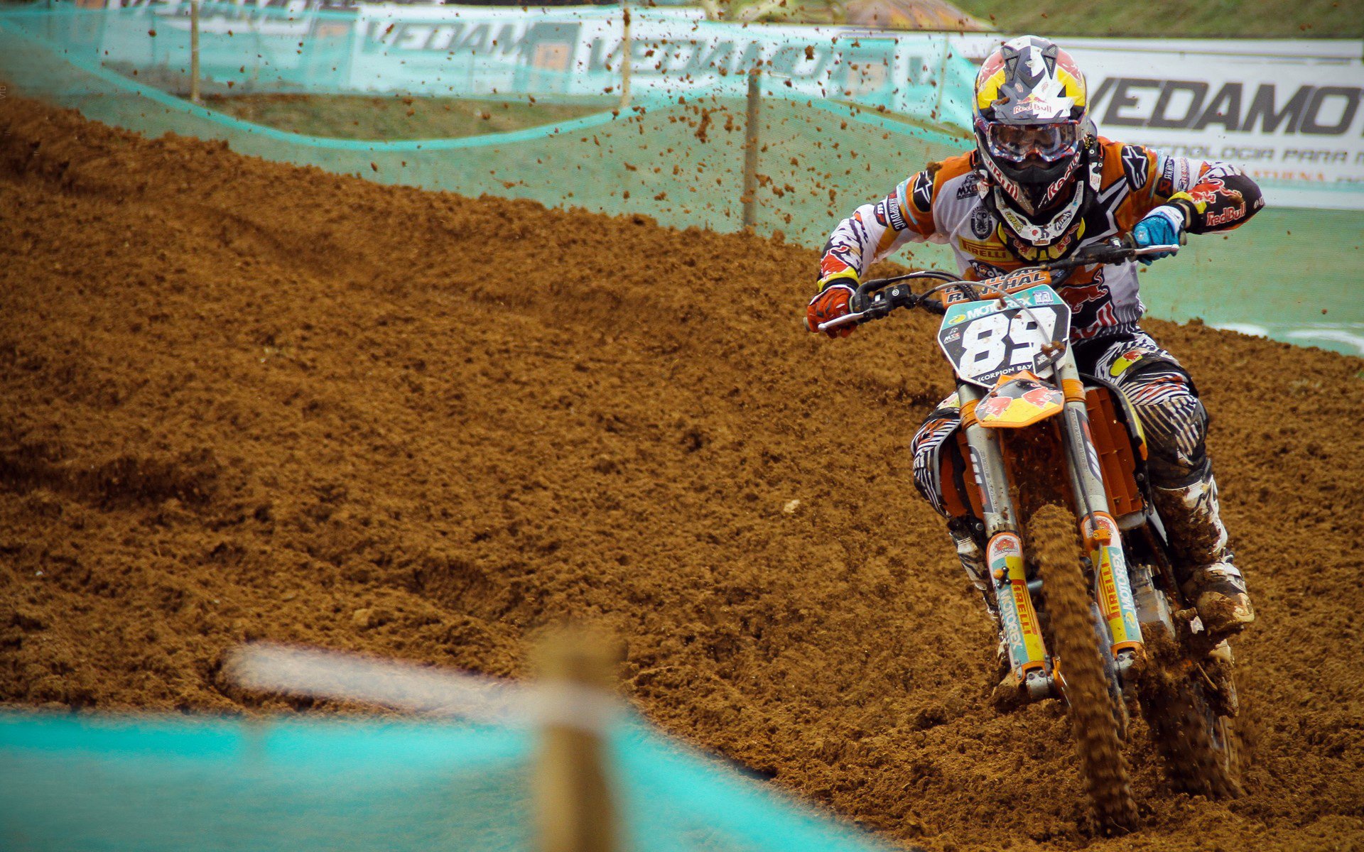 委内瑞拉强行终结塞维利亚，萨拉赫在美加墨世界杯接管比赛