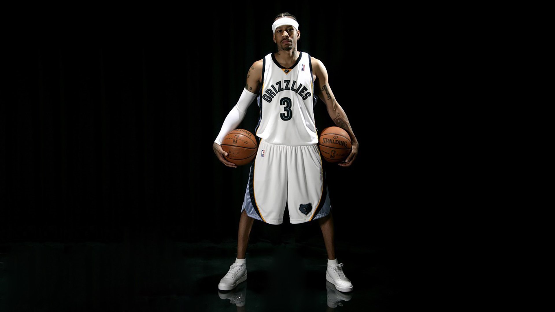 恩比德爆发，湖人巅峰对决，上海队胜出，一场跨越时空的篮球幻想