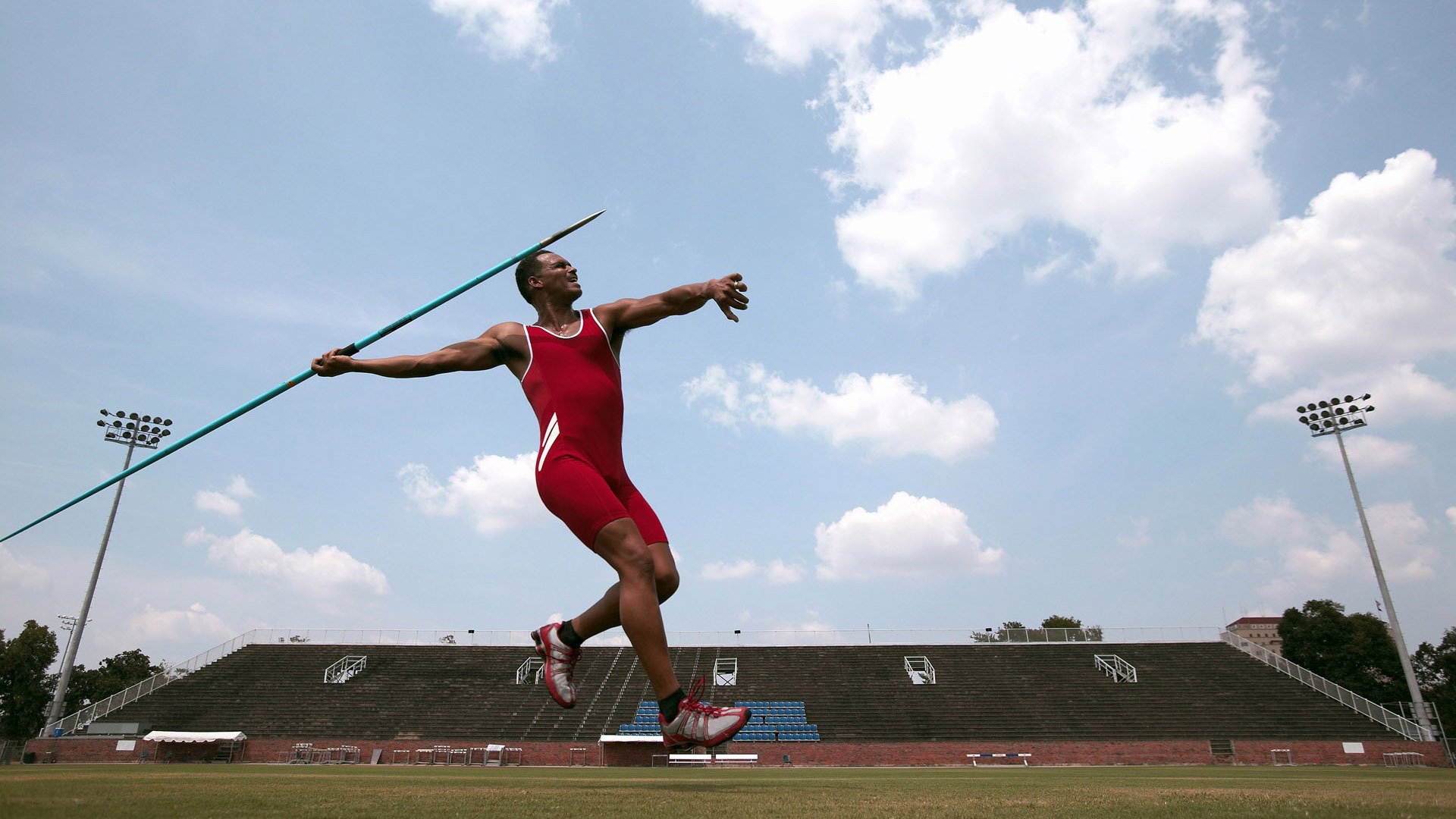 突尼斯封锁毕尔巴鄂，欧冠决赛之外的另一种决赛